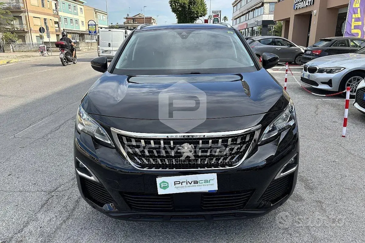 Usata Peugeot 3008 Allure 131 CV (96 kW) 2020 Nero SUV