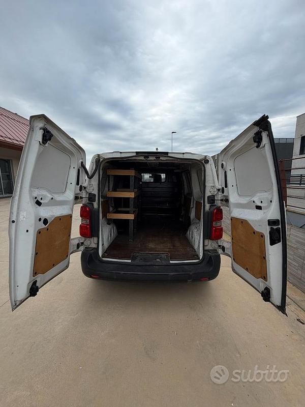 Begagnad Toyota Proace 2019 Vit Minibuss