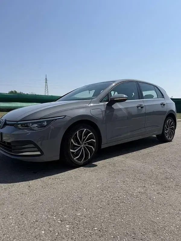 Usata VW Golf VIII Style 150 CV (110 kW) 2022 Berlina