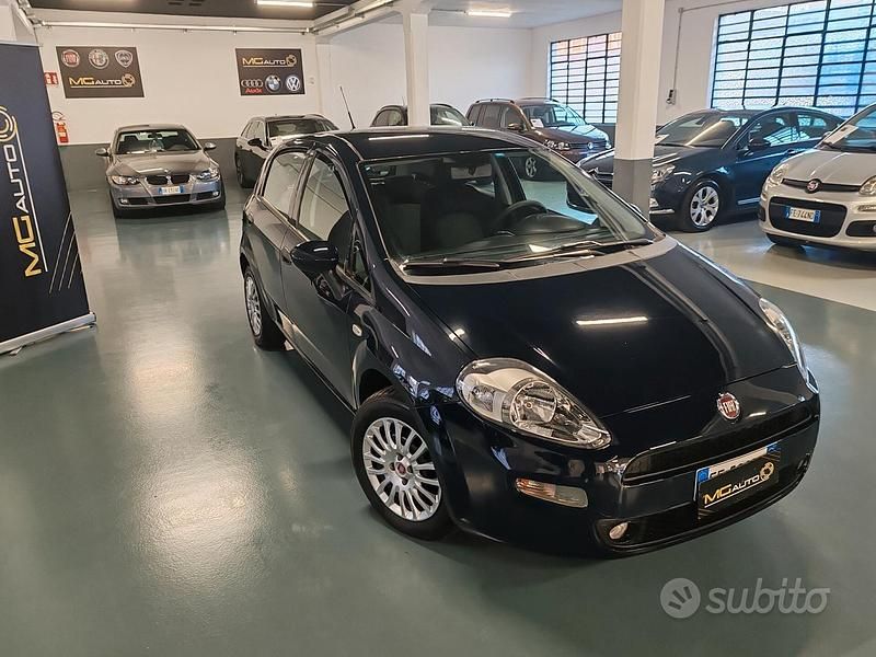 Usata Fiat Punto Street 77 CV (56 kW) 2016 Blu Utilitaria
