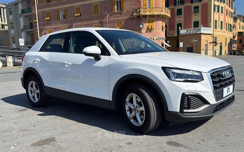Usata Audi Q2 Business 150 CV (110 kW) 2022 Bianco SUV