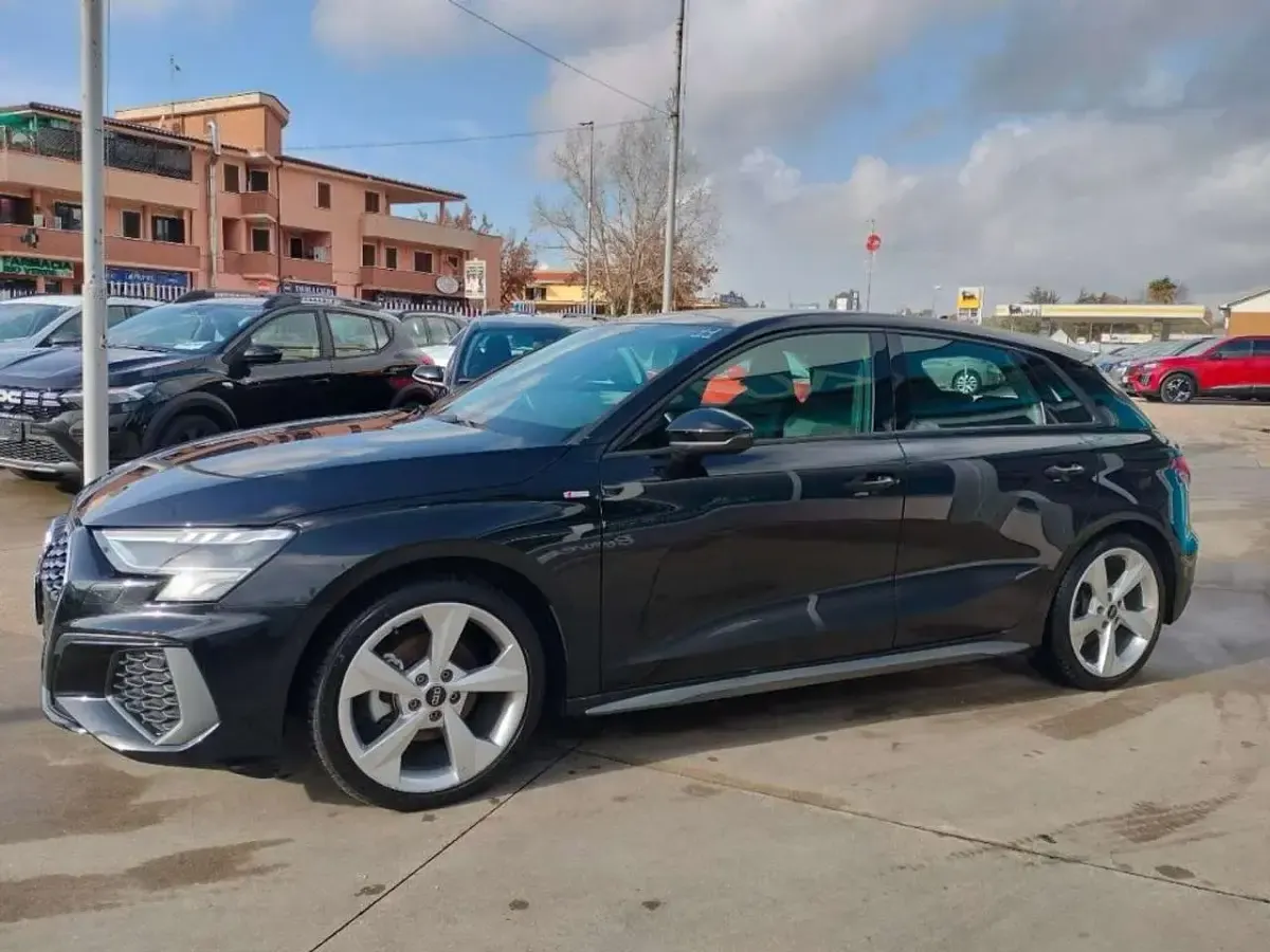 Usata Audi A3 S-Line 150 CV (110 kW) 2024 Nero mythos Berlina