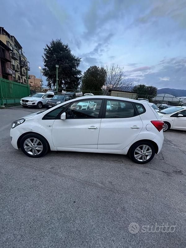 Usata Hyundai ix20 Style 90 CV (66 kW) 2013 Bianco Utilitaria