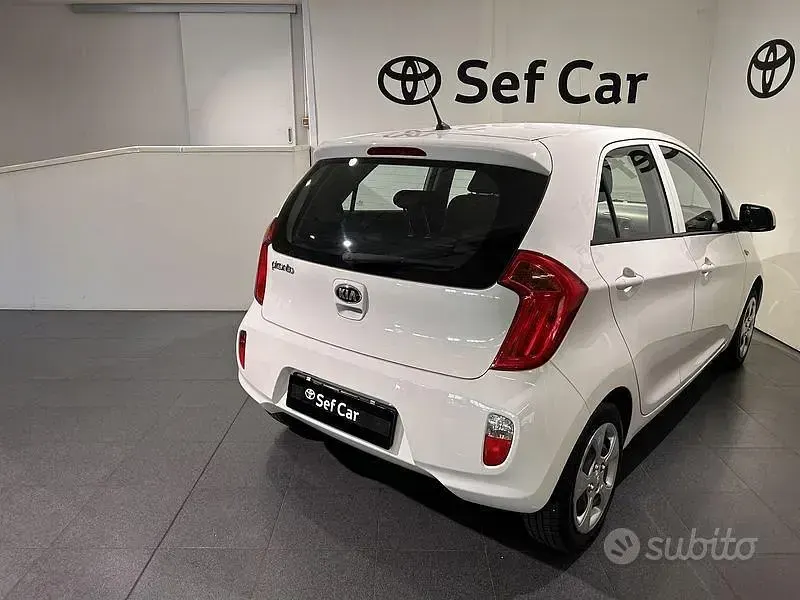 Usata Kia Picanto 69 CV (50 kW) 2014 Bianco Utilitaria