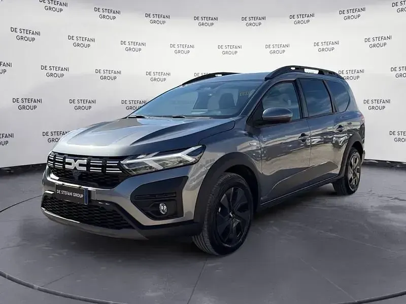 Usata Dacia Jogger Expression 101 CV (74 kW) 2025 Monovolume