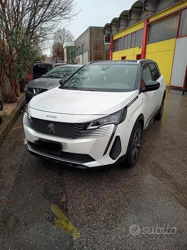 Usata Peugeot 5008 GT-line 2021 Bianco SUV