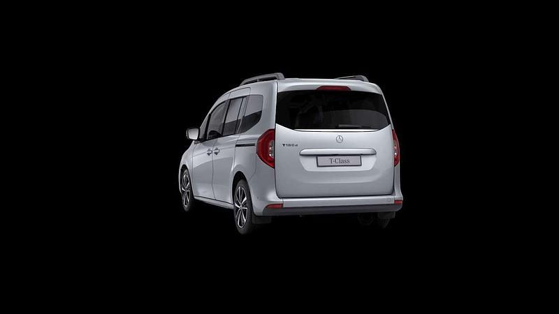 Nuova Mercedes 180 116 CV (85 kW) 2025 Other Berlina