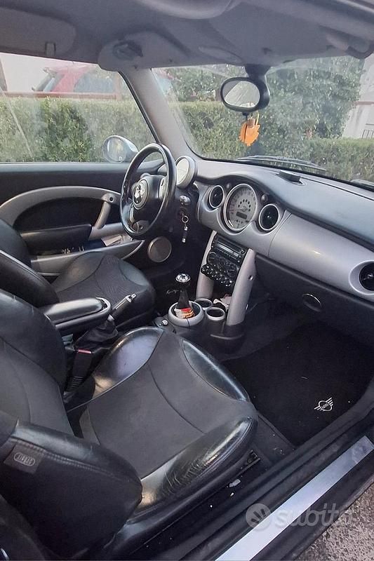 Usata Mini Cooper 116 CV (85 kW) 2004 Utilitaria