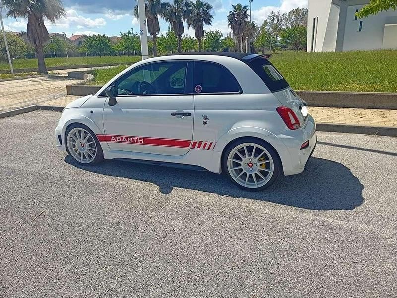 Usata Abarth 695C Competizione 180 CV (132 kW) 2024 Bianco Cabrio