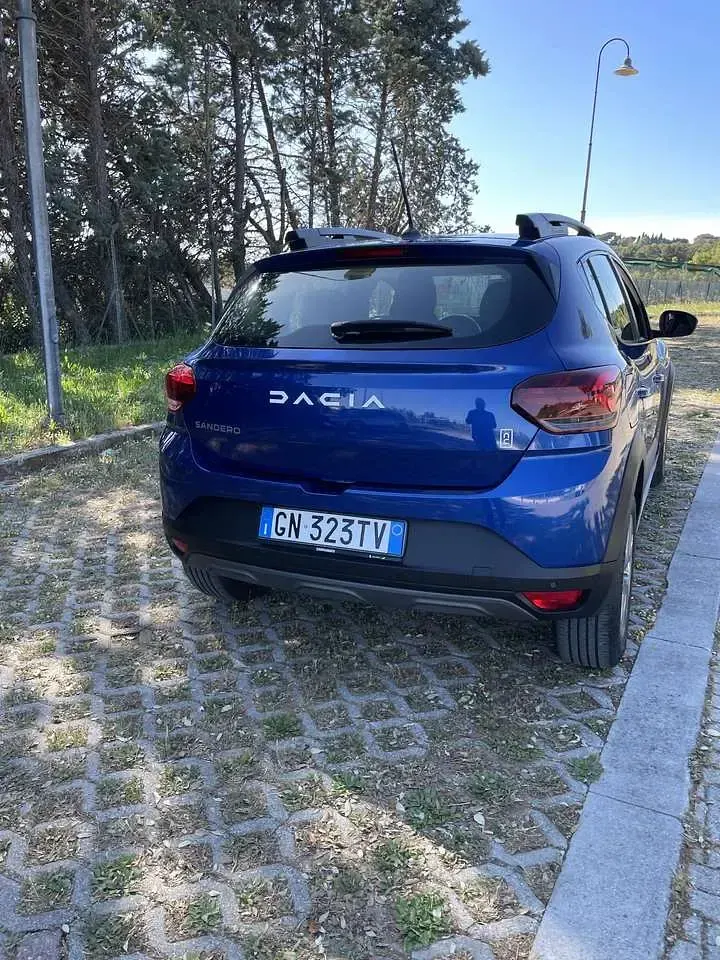 Usata Dacia Sandero Comfort 101 CV (74 kW) 2023 Blu/azzurro Berlina