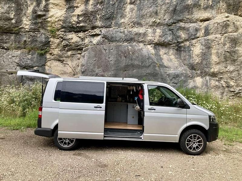 Begagnad VW Transporter California 140 HK (102 kW) 2014 Van
