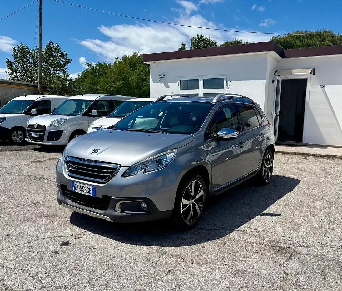 Usata Peugeot 2008 Allure 92 CV (67 kW) 2013 Grigio SUV