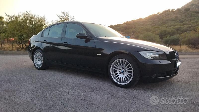 Usata BMW 320 177 CV (130 kW) 2008 Berlina