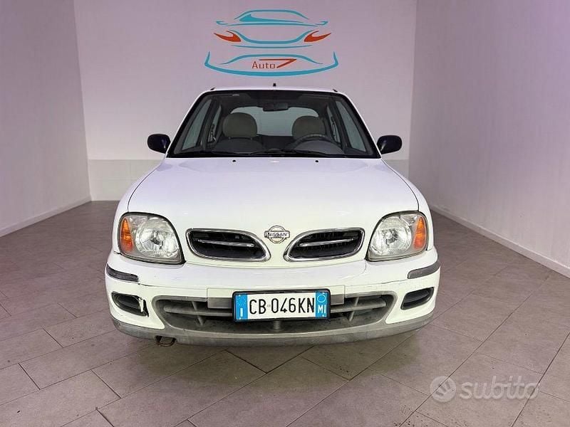 Usata Nissan Micra 60 CV (44 kW) 2002 Bianco Utilitaria