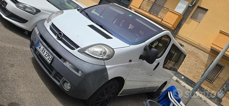Usata Opel Vivaro 82 CV (60 kW) 2004 Monovolume