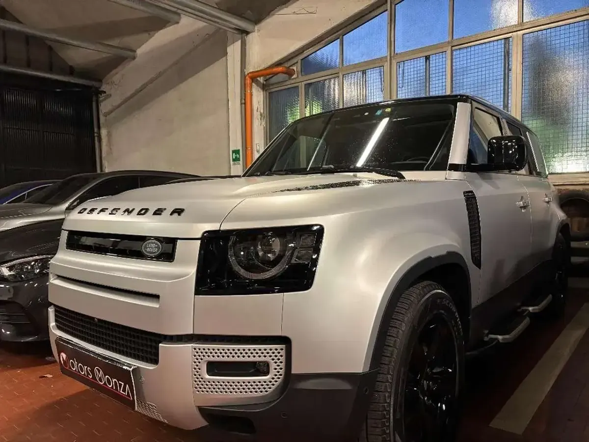 Usata Land Rover Defender First Edition 250 CV (183 kW) 2020 Grigio SUV