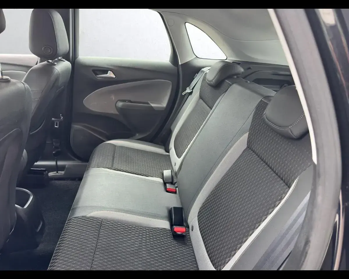 Usata Opel Crossland X Innovation 120 CV (88 kW) 2019 Nero SUV