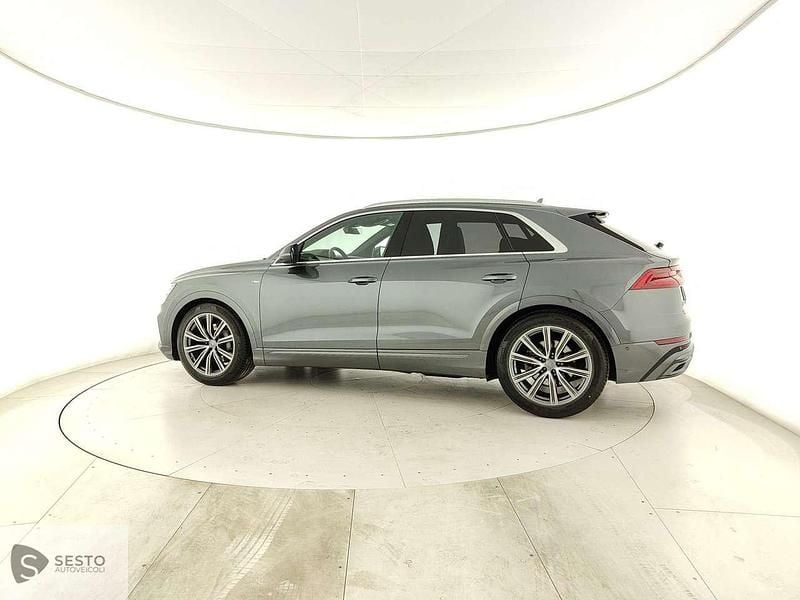 Usata Audi Q8 Sport 286 CV (210 kW) 2020 Grigio SUV