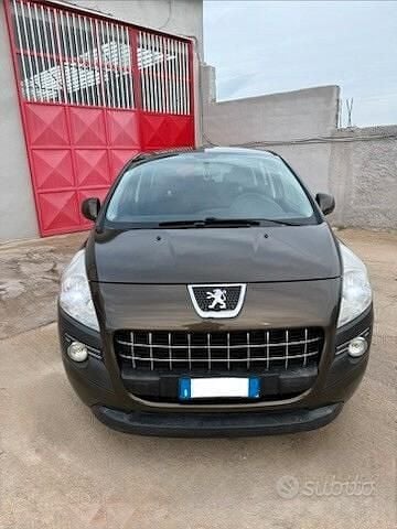 Marrone Usata 2010 Peugeot 3008 Outdoor Station wagon | 4500 € (Buon prezzo) - Immagine 1/4
