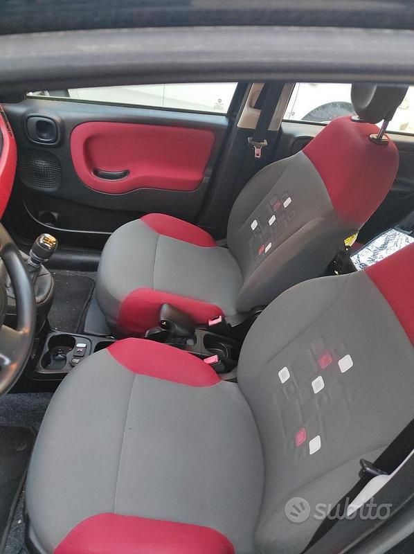 Usata Fiat Panda 69 CV (50 kW) 2015 Nero Utilitaria