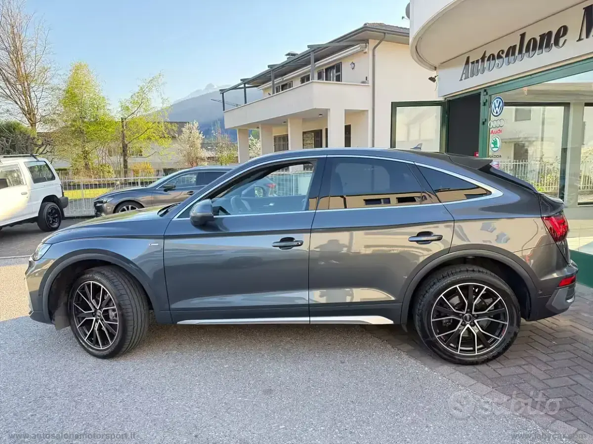 Usata Audi Q5 S-Line 204 CV (150 kW) 2022 Grigio SUV