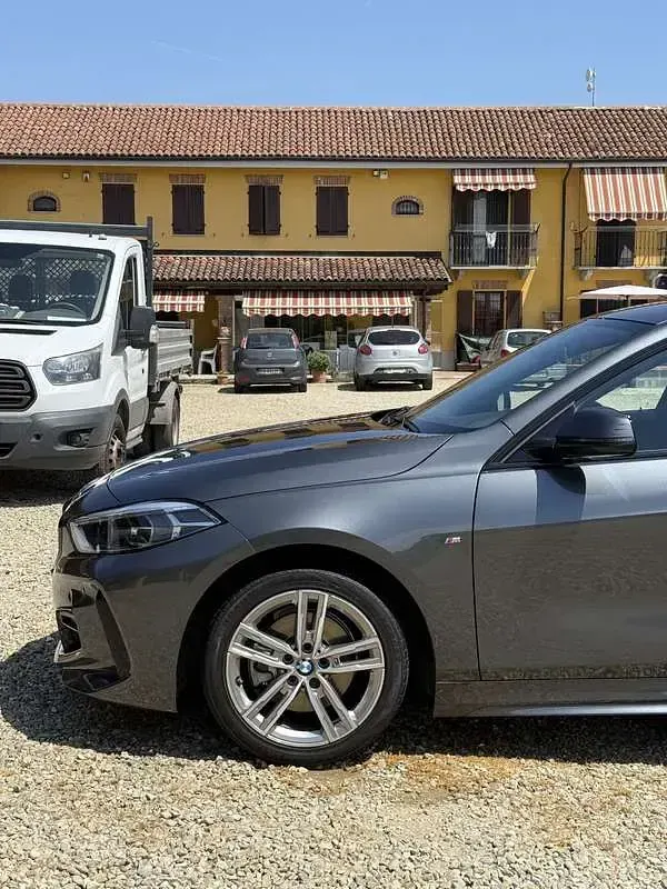 Usata BMW 118 M Sport 150 CV (110 kW) 2021 Grigio Utilitaria