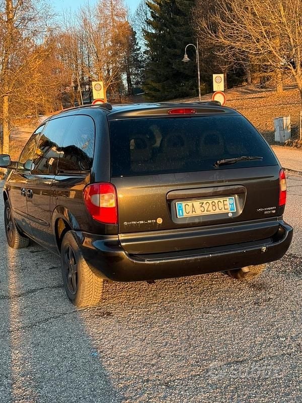 Usata Chrysler Voyager 2003 Monovolume