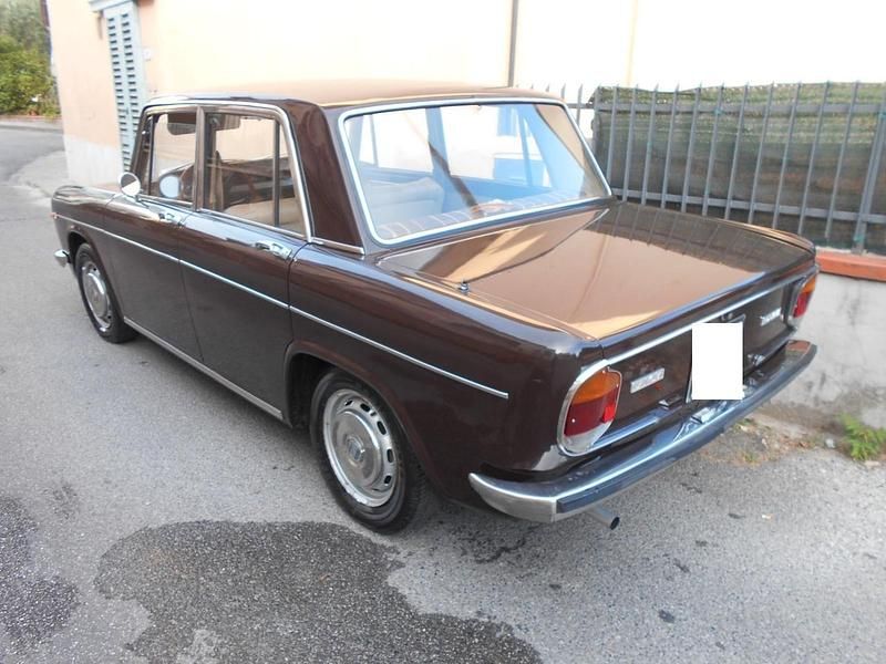 Usata Lancia Fulvia 85 CV (62 kW) 1975 Marrone Berlina