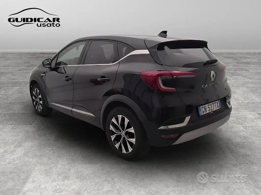 Usata Renault Captur Techno 143 CV (105 kW) 2023 Nero SUV