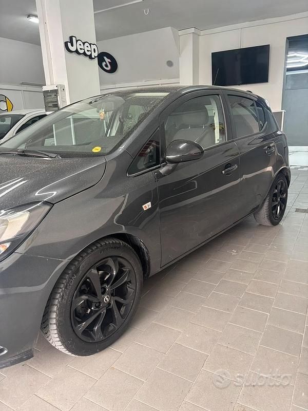 Usata Opel Corsa 90 CV (66 kW) 2017 Utilitaria