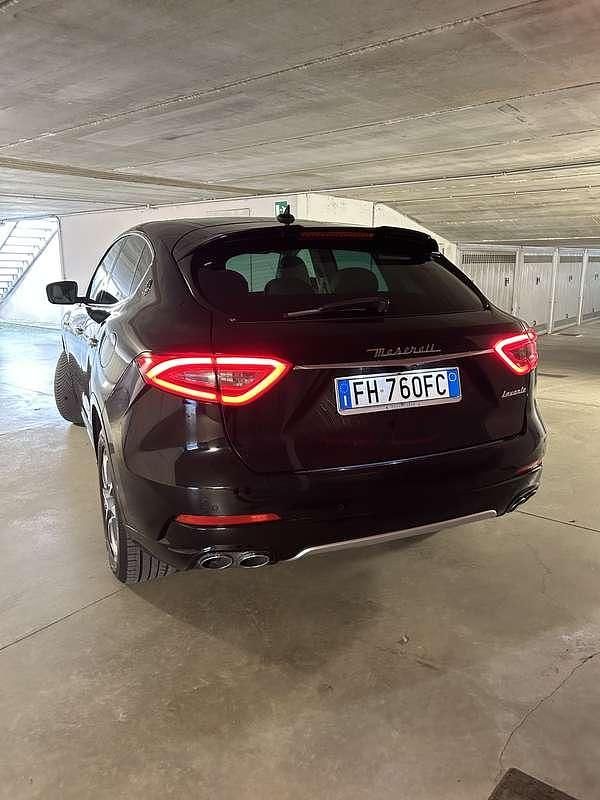 Usata Maserati Levante 250 CV (183 kW) 2017 SUV