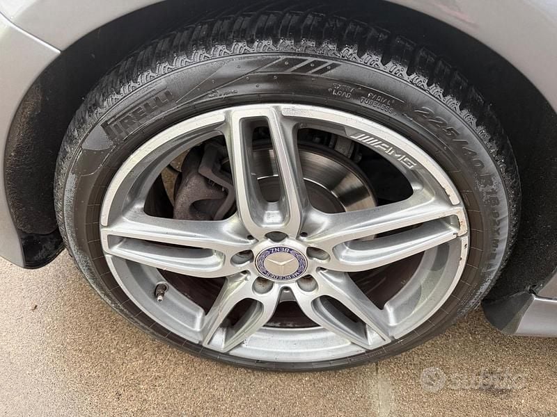 Usata Mercedes A200 Premium 135 CV (99 kW) 2016 Grigio Berlina