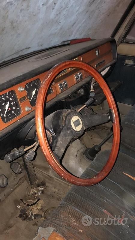 Usata Lancia 2000 1970 Grigio Berlina