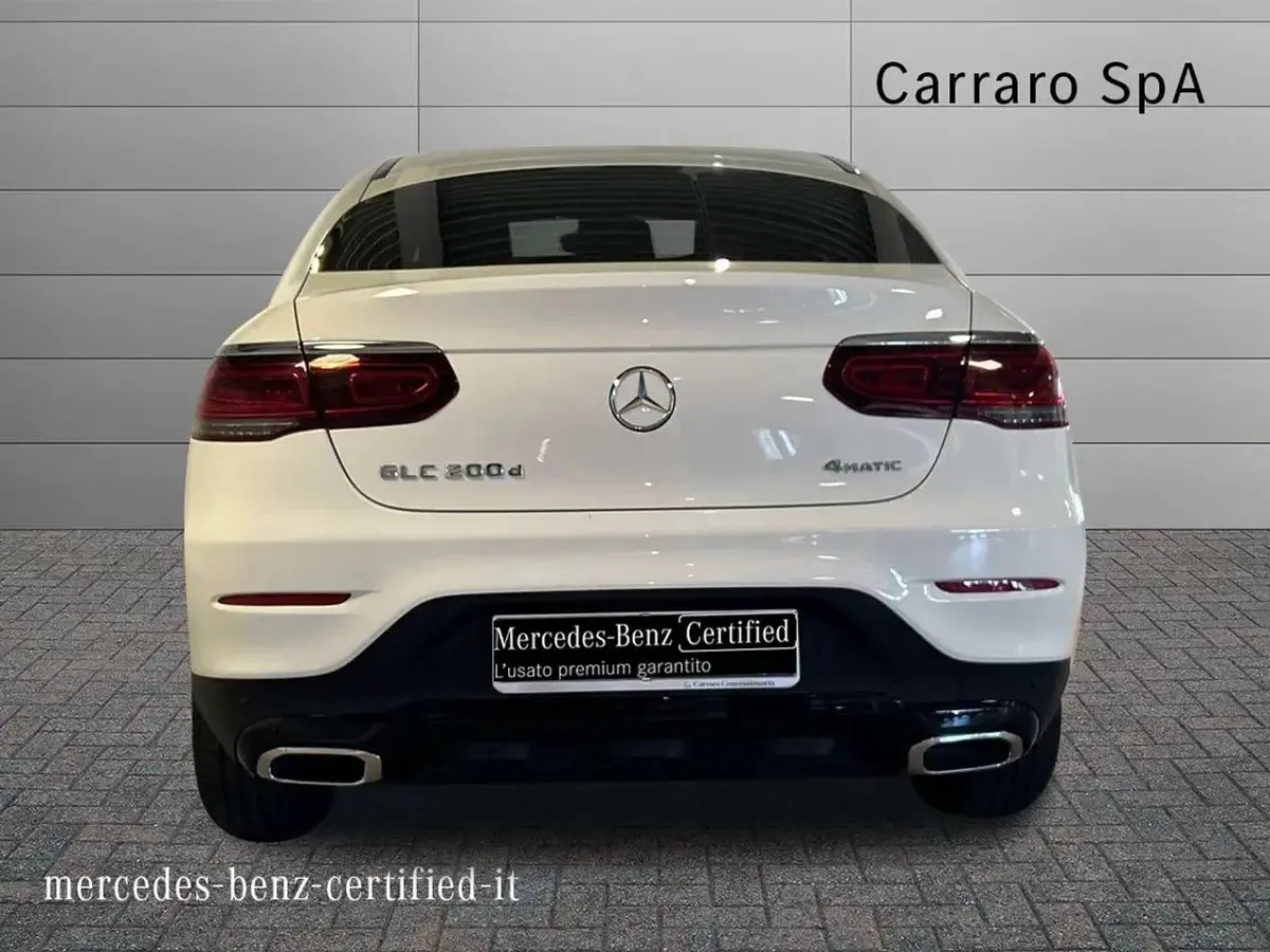 Usata Mercedes GLC200 163 CV (119 kW) 2022 Bianco SUV