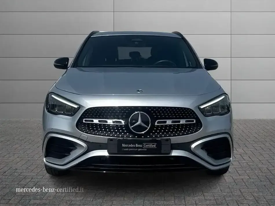 Usata Mercedes GLA200 Advanced Plus 150 CV (110 kW) 2024 Grigio SUV