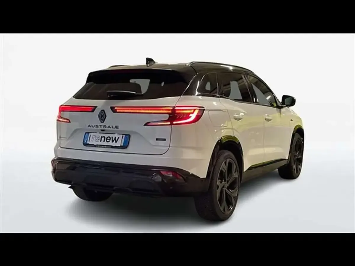 Usata Renault Austral Techno Esprit Alpine 131 CV (96 kW) 2023 Bianco SUV