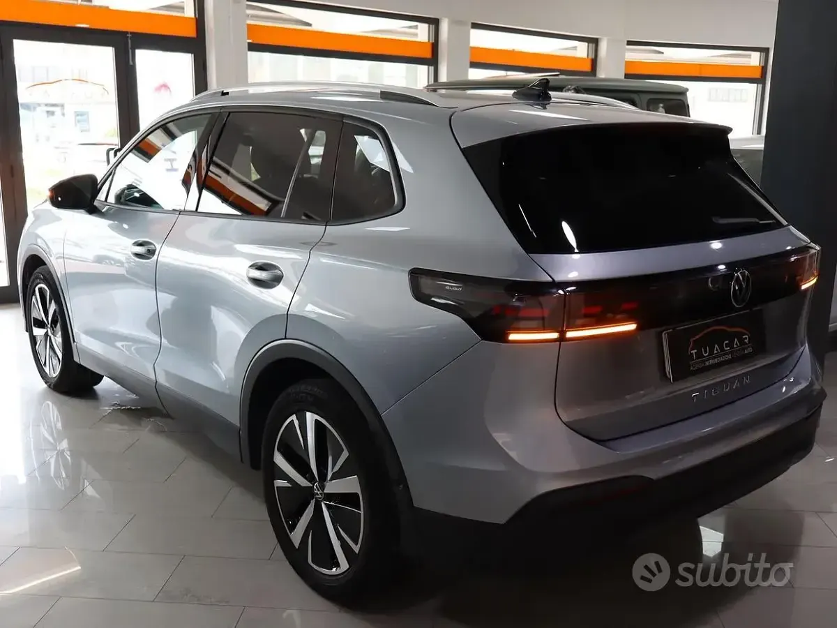Usata VW Tiguan Edition 150 CV (110 kW) 2024 Grigio SUV