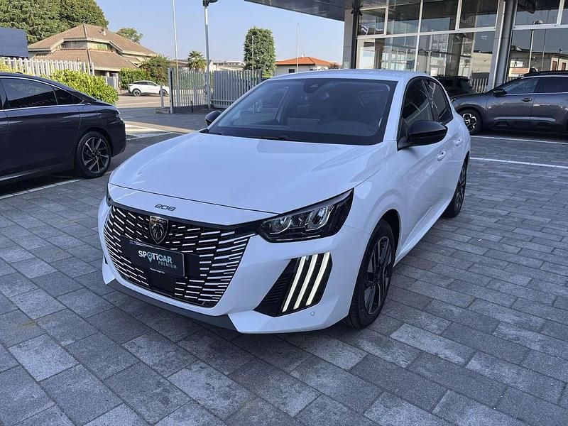Nuova Peugeot 208 Allure+ 136 CV (100 kW) 2025 Bianco banquisa Utilitaria