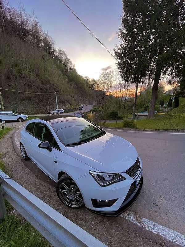 Usata Seat Ibiza CUPRA 192 CV (141 kW) 2016 Berlina