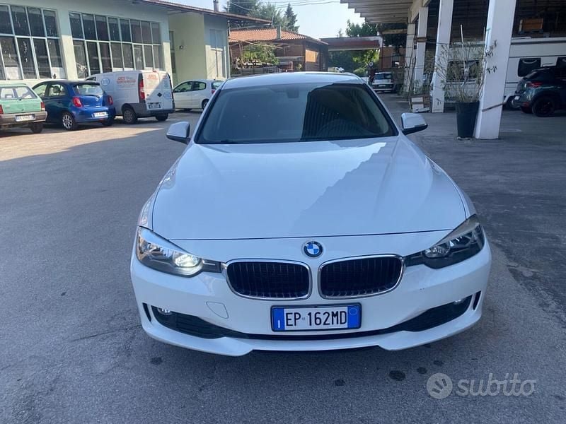 Usata BMW 320 184 CV (135 kW) 2012 Bianco Station wagon