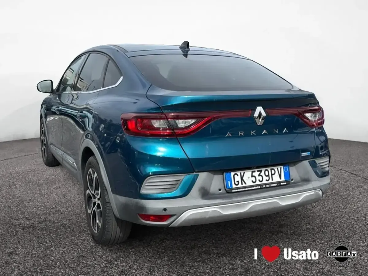 Usata Renault Clio Intens 143 CV (105 kW) 2022 Blu Utilitaria