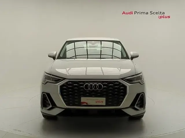 Usata Audi Q3 Sportback S-Line 150 CV (110 kW) 2022 Bianco ghiaccio metallizzato SUV