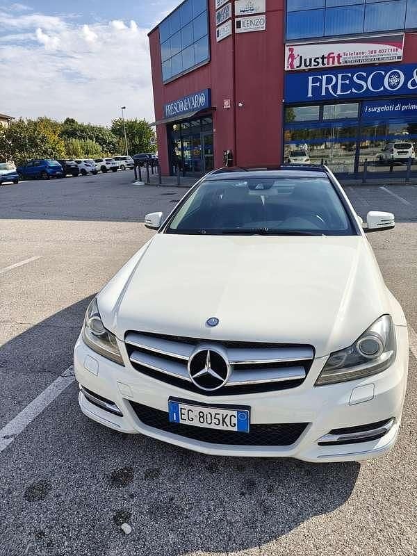 Usata Mercedes C220 Executive 170 CV (125 kW) 2011 Coupé