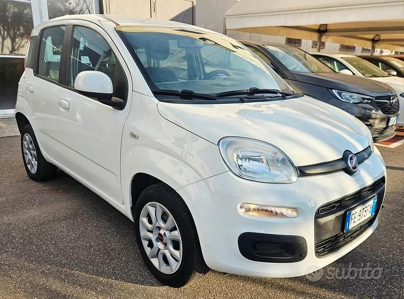 Usata Fiat Panda Lounge 86 CV (63 kW) 2016 Bianco Utilitaria