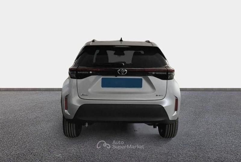 Usata Toyota Yaris Cross Sport 116 CV (85 kW) 2025 Bianco SUV