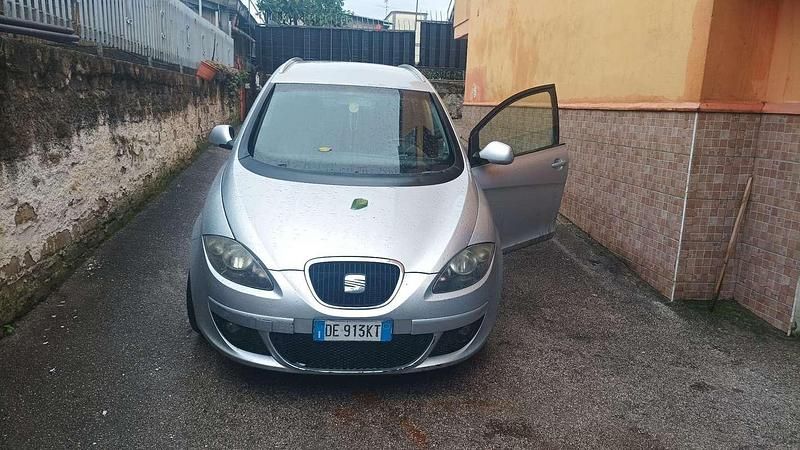 Usata Seat Altea XL Stylance 105 CV (77 kW) 2006 Monovolume