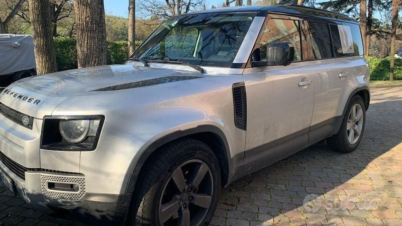 Usata Land Rover Defender First Edition 240 CV (176 kW) 2020 Grigio metallizzato SUV