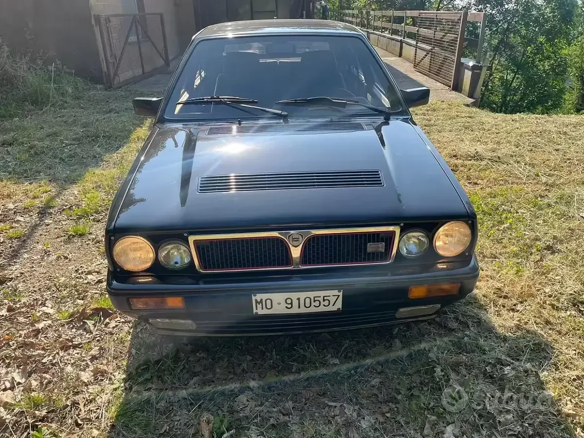 Usata Lancia Delta 205 CV (150 kW) 1991 Utilitaria