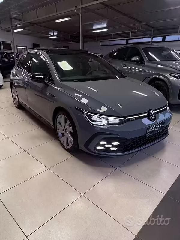 Usata VW Golf VIII GTD 200 CV (147 kW) 2023 Grigio Berlina