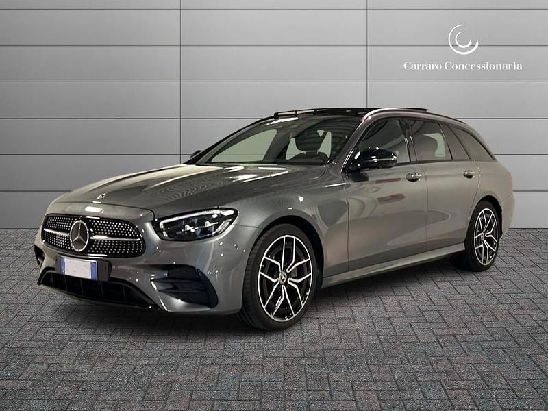Grigio montagna Usata 2023 Mercedes 300 Premium Plus Station wagon | 45.400 € (Buon prezzo) - Immagine 1/4